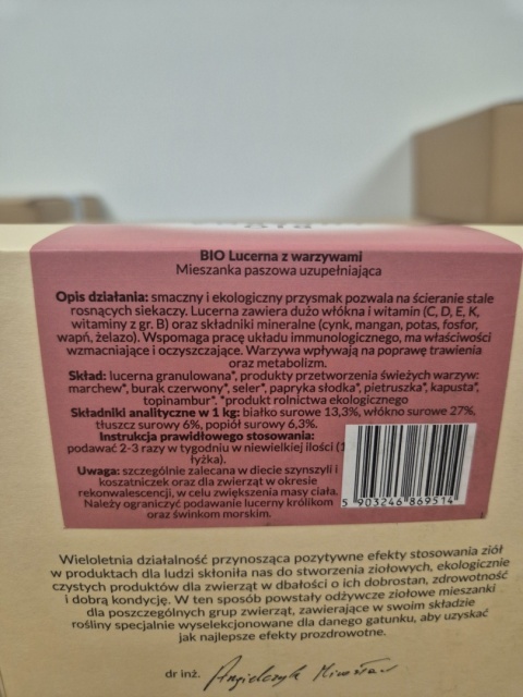 BIO LUCERNA Z WARZYWAMI 500 G DLA KRÓLIKÓW I GRYZONI