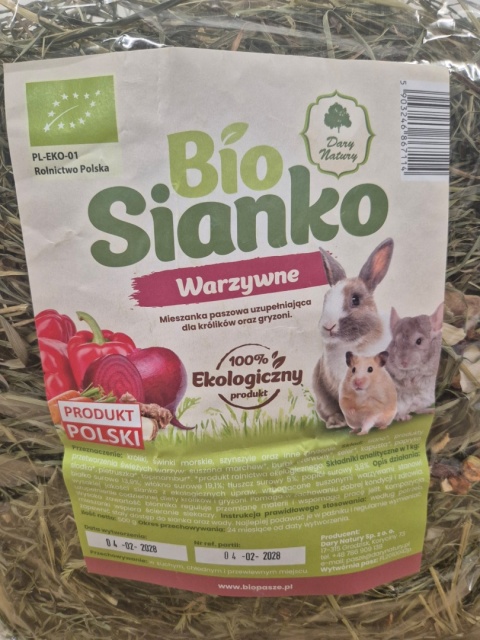 BIO SIANKO WARZYWNE DLA KRÓLIKÓW I GRYZONI 500G Z WARZYWAMI